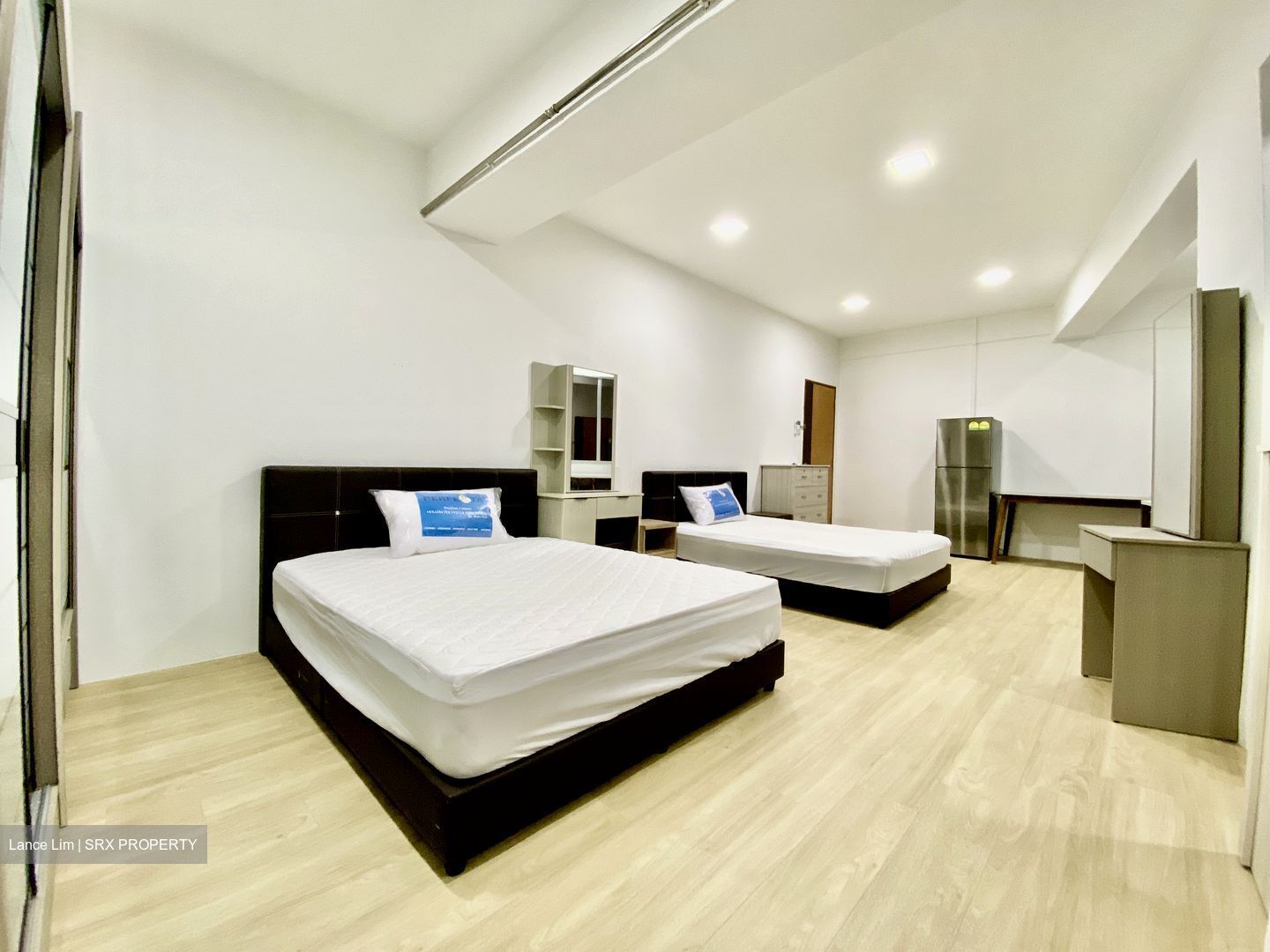 Public Mansions (D12), Apartment #447393831